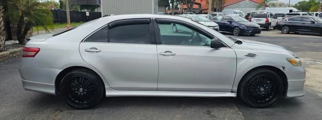 2011 Toyota Camry 6th Gen - Image 5 of 17