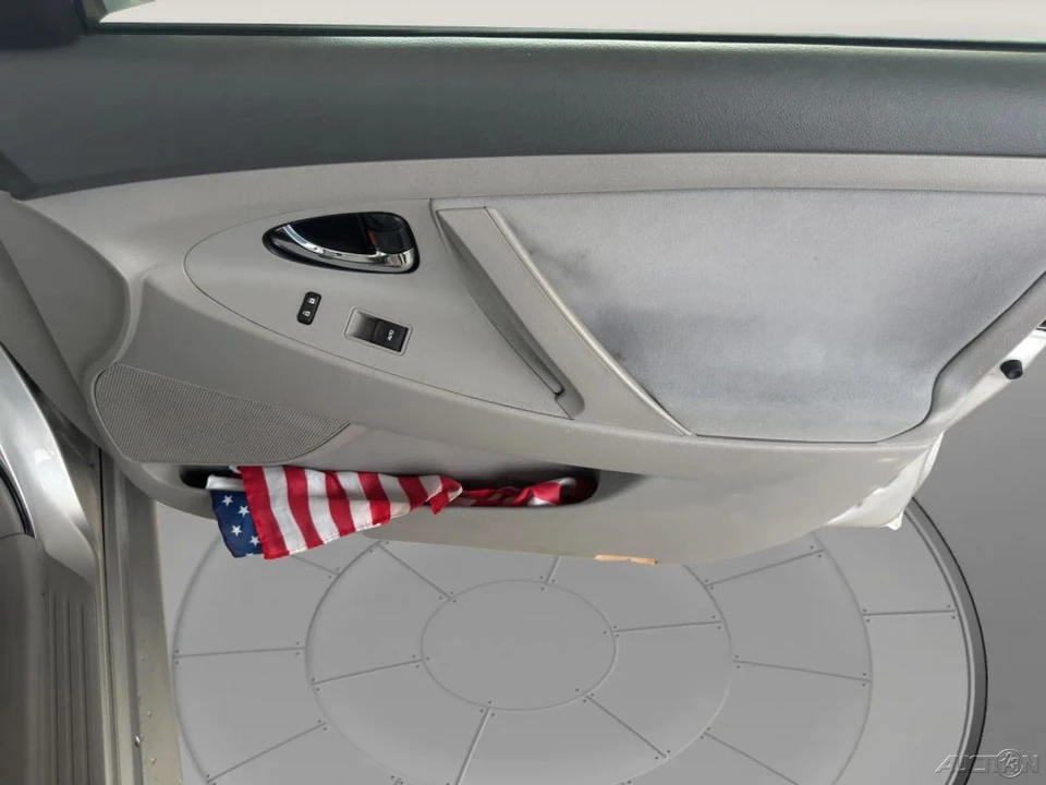 2011 Toyota Camry 6th Gen - Image 18 of 21