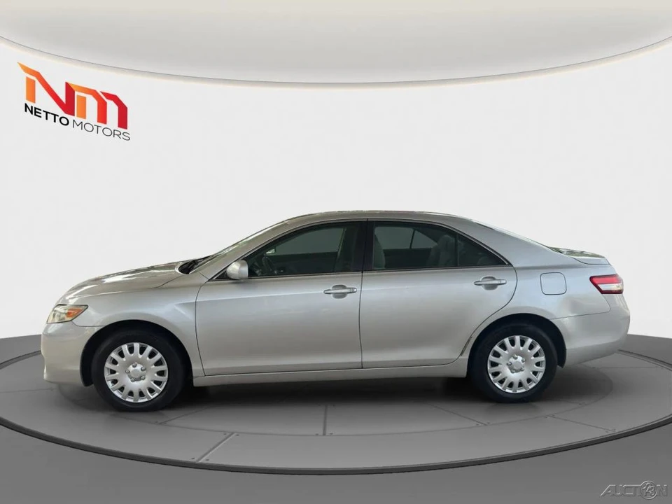 2011 Toyota Camry 6th Gen - Image 2 of 21