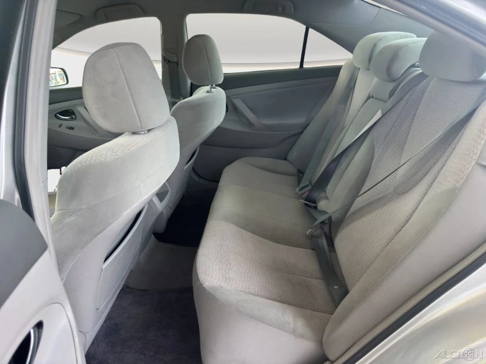 2011 Toyota Camry 6th Gen - Image 14 of 21