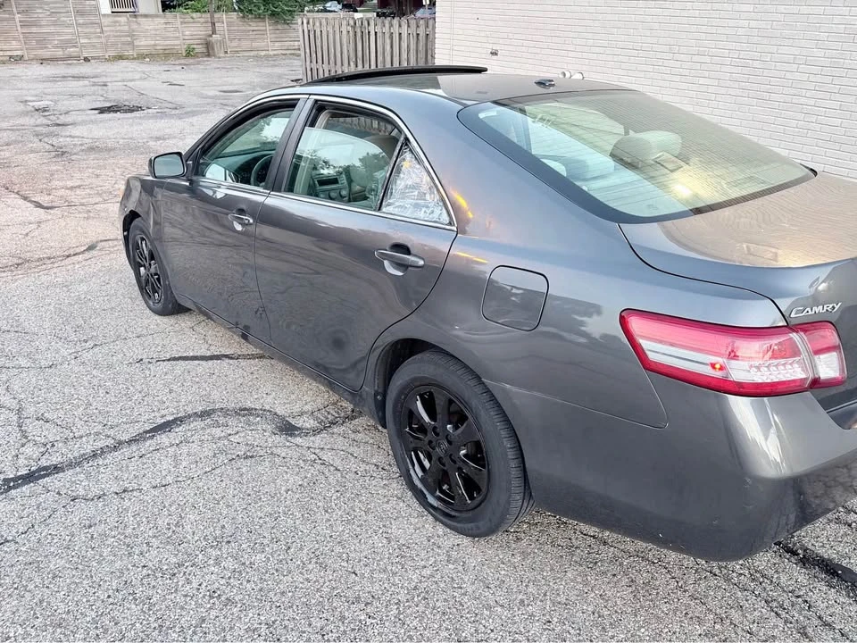2011 Toyota Camry 6th Gen - Image 3 of 9