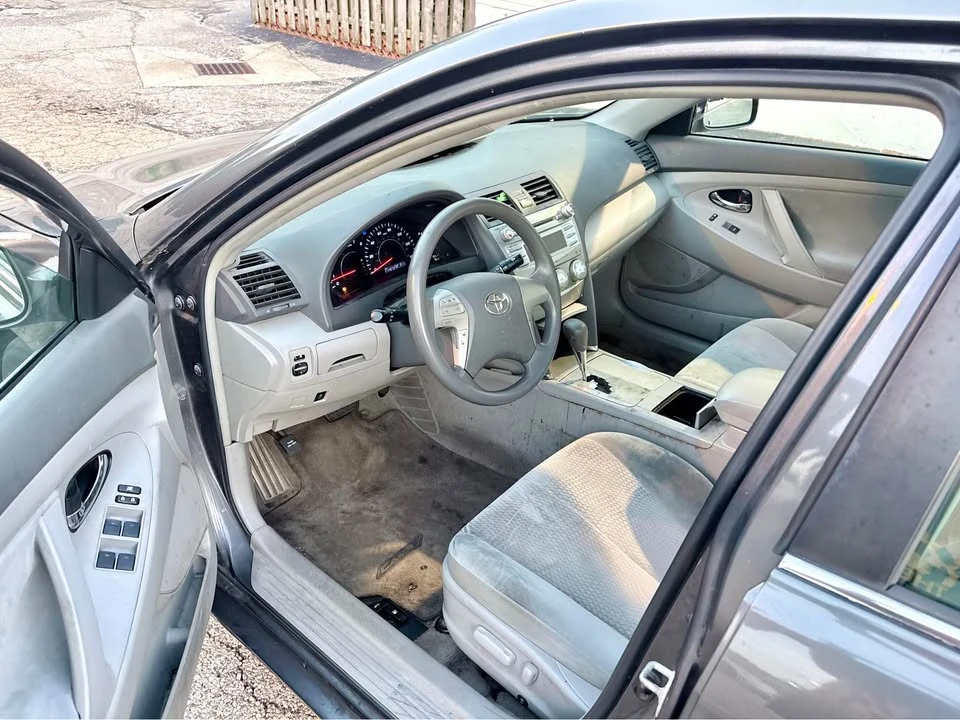 2011 Toyota Camry 6th Gen - Image 6 of 9