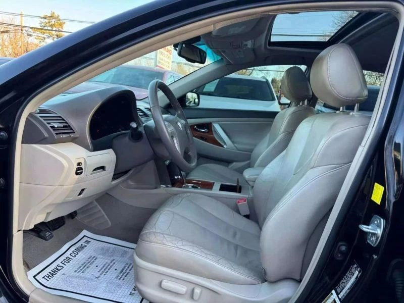 2011 Toyota Camry 6th Gen - Image 9 of 12