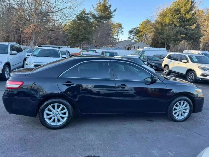 2011 Toyota Camry 6th Gen - Image 6 of 12