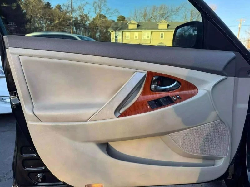 2011 Toyota Camry 6th Gen - Image 11 of 12