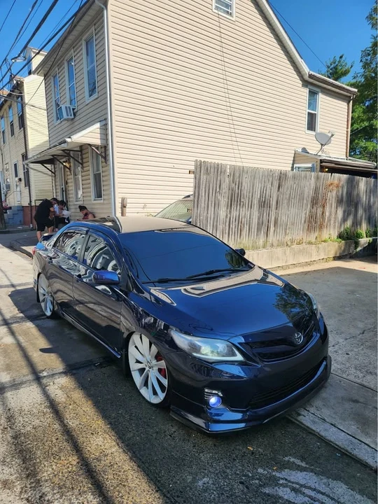 2011 Toyota Corolla 10th Gen - Image 2 of 5