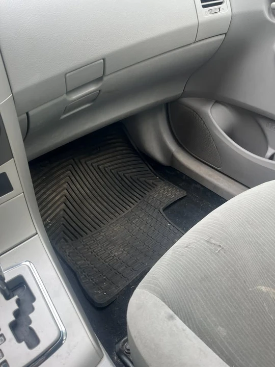 2011 Toyota Corolla 10th Gen - Image 7 of 16