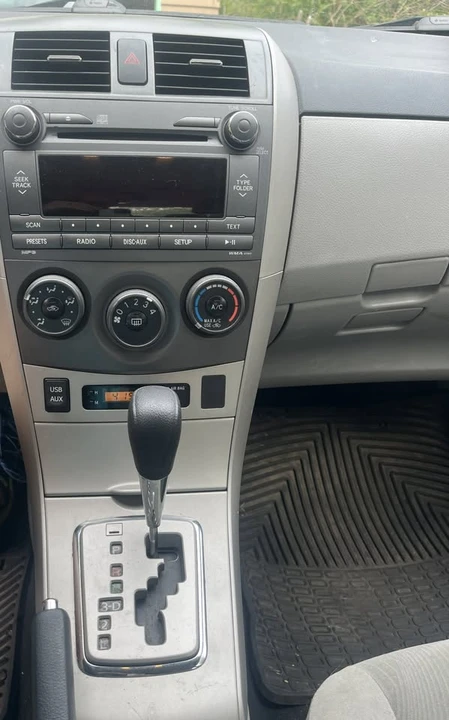 2011 Toyota Corolla 10th Gen - Image 8 of 16