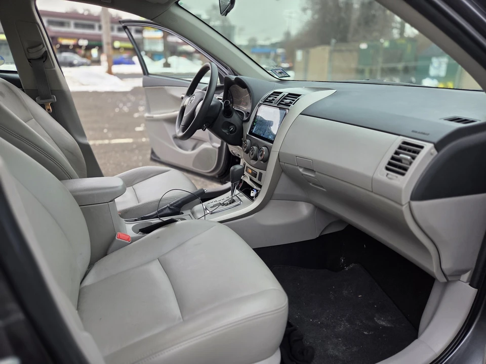 2011 Toyota Corolla 10th Gen - Image 15 of 21