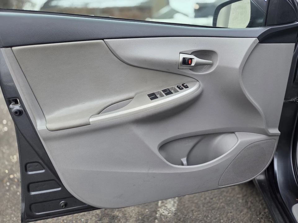 2011 Toyota Corolla 10th Gen - Image 10 of 21