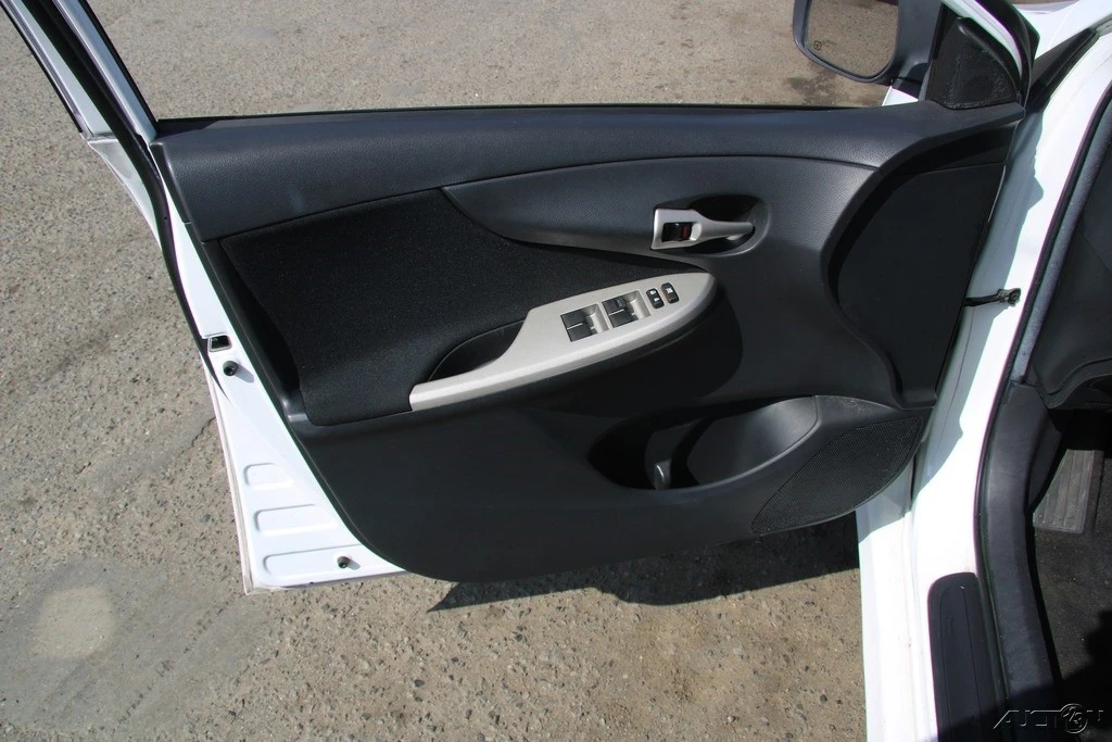 2011 Toyota Corolla 10th Gen - Image 13 of 21