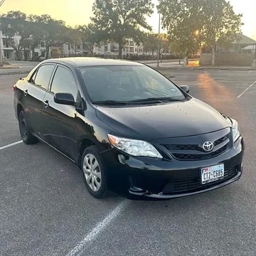 2011 Toyota Corolla LE