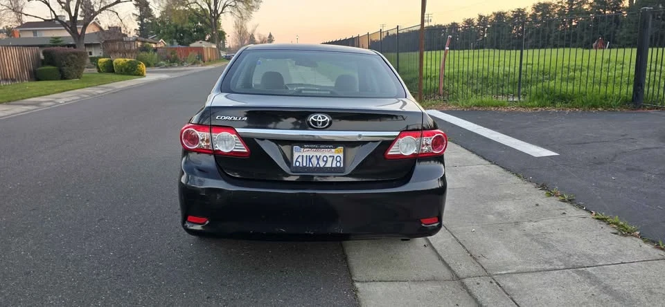 2011 Toyota Corolla 10th Gen - Image 2 of 13