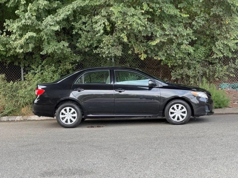 2011 Toyota Corolla 10th Gen - Image 4 of 12