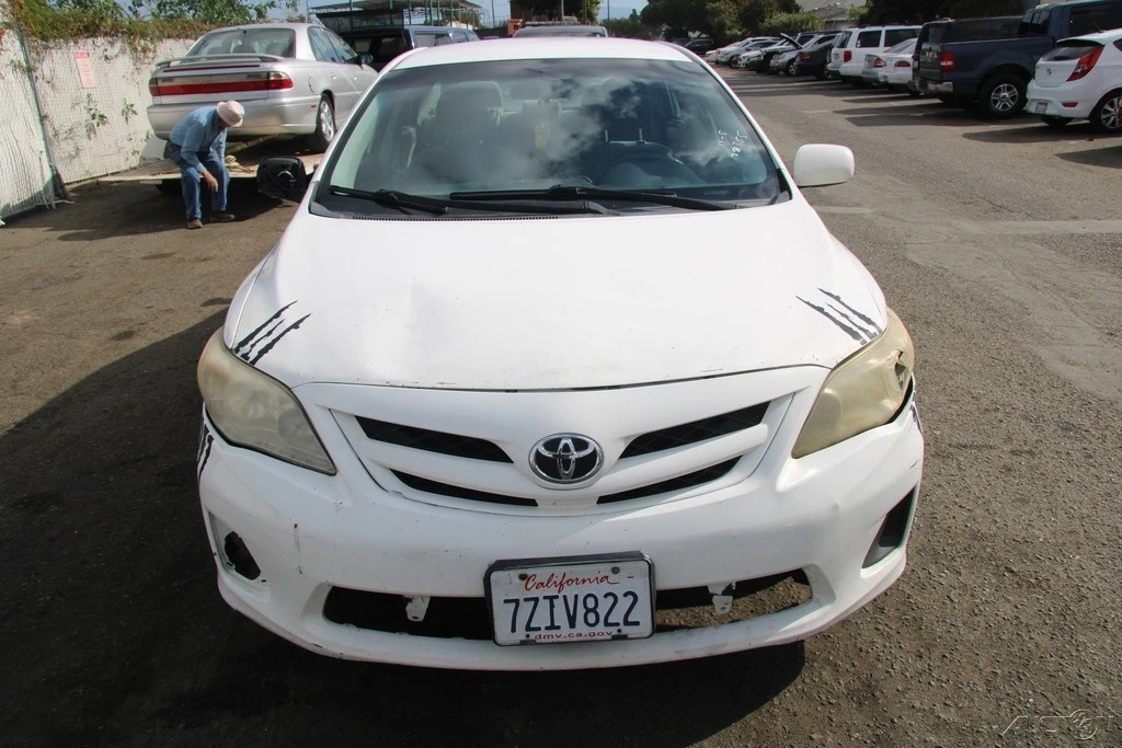 2011 Toyota Corolla 10th Gen - Image 9 of 21