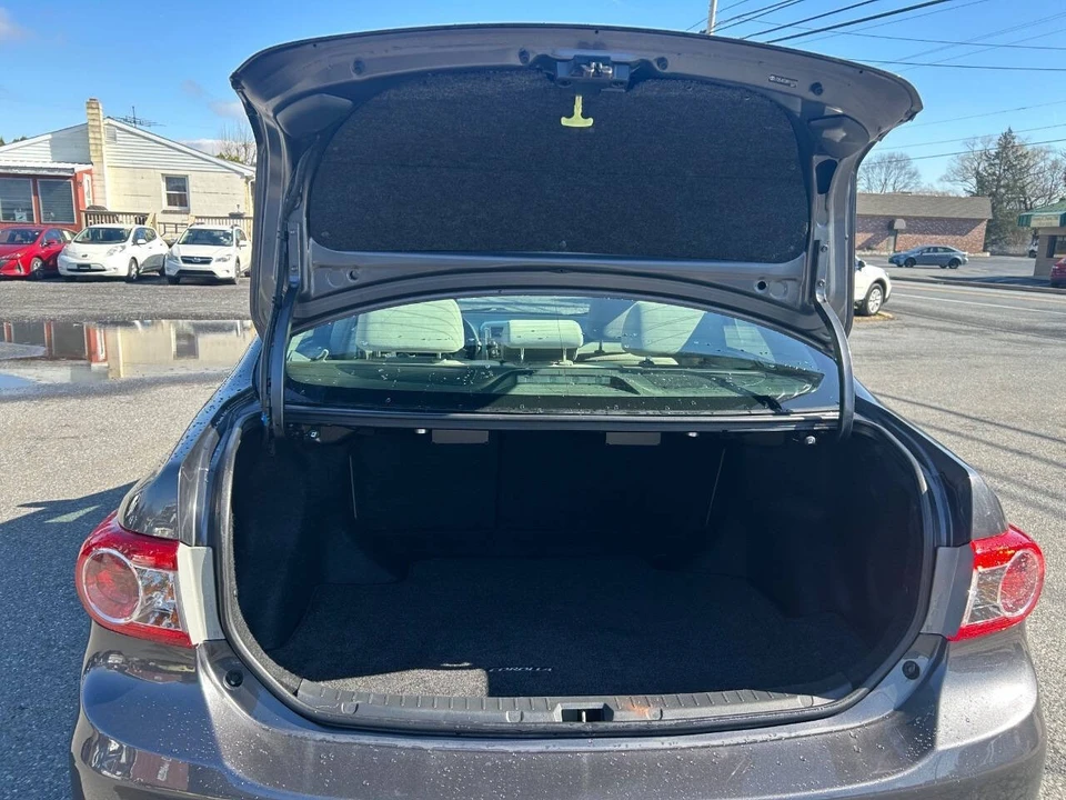 2011 Toyota Corolla 10th Gen - Image 18 of 21