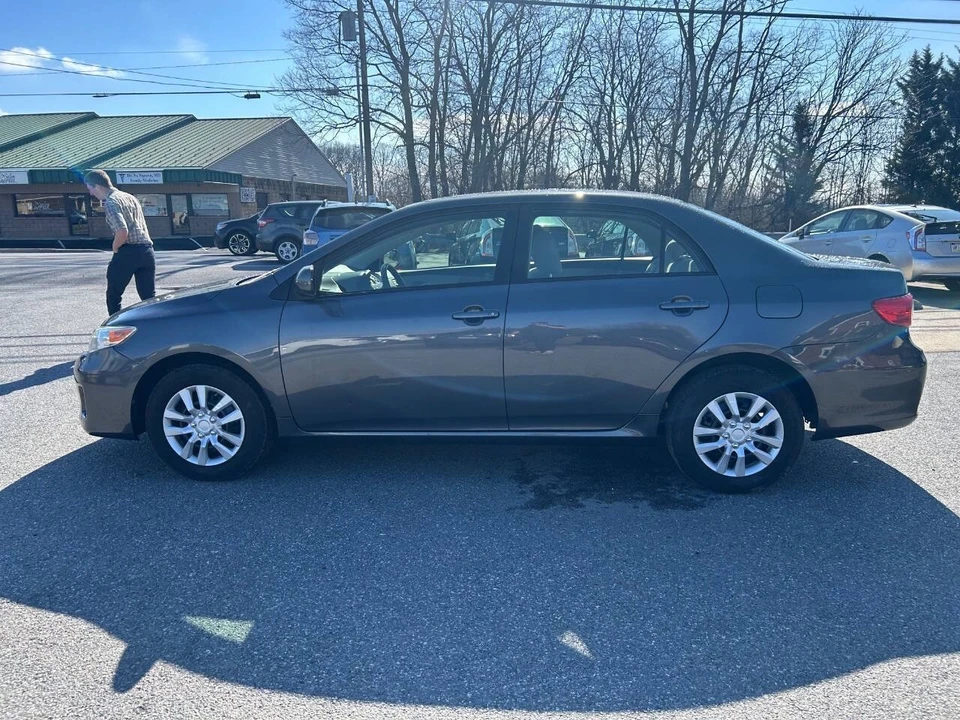 2011 Toyota Corolla 10th Gen - Image 8 of 21