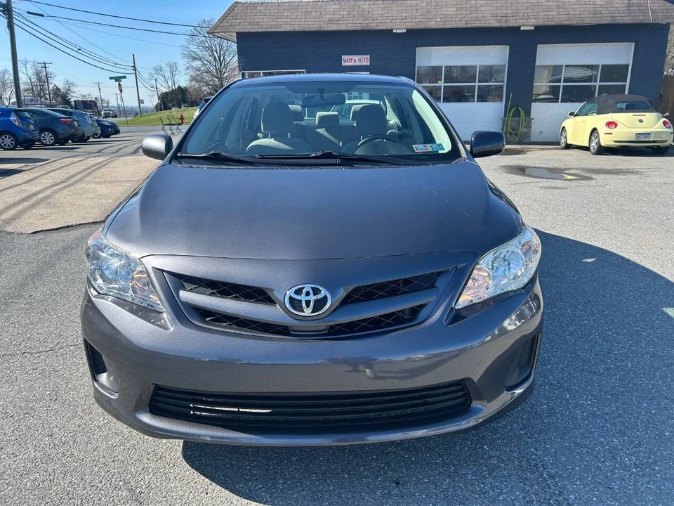 2011 Toyota Corolla 10th Gen - Image 2 of 21
