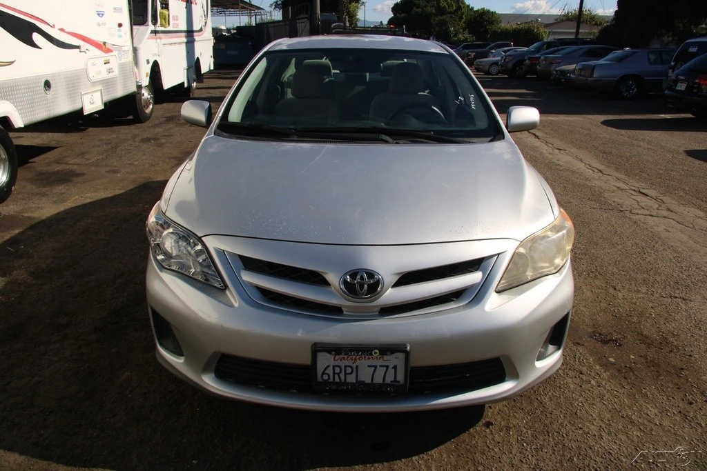 2011 Toyota Corolla 10th Gen - Image 8 of 21