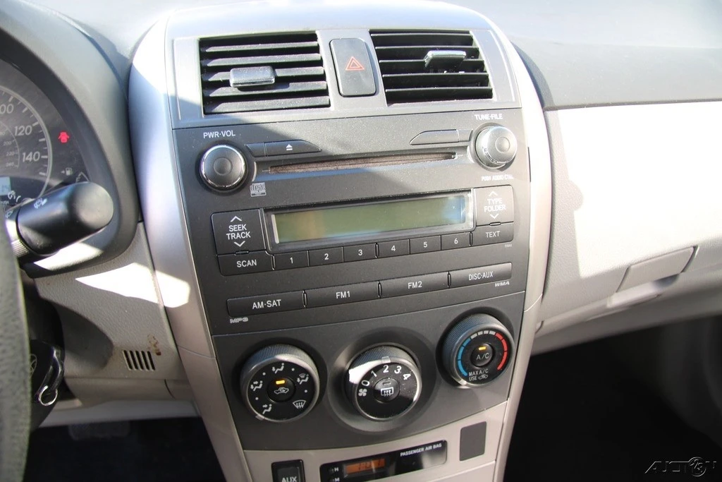 2011 Toyota Corolla 10th Gen - Image 15 of 21