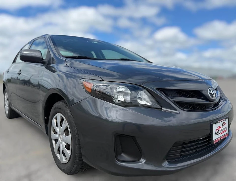 2011 Toyota Corolla 10th Gen - Image 3 of 13