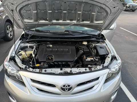 2011 Toyota Corolla LE Sedan