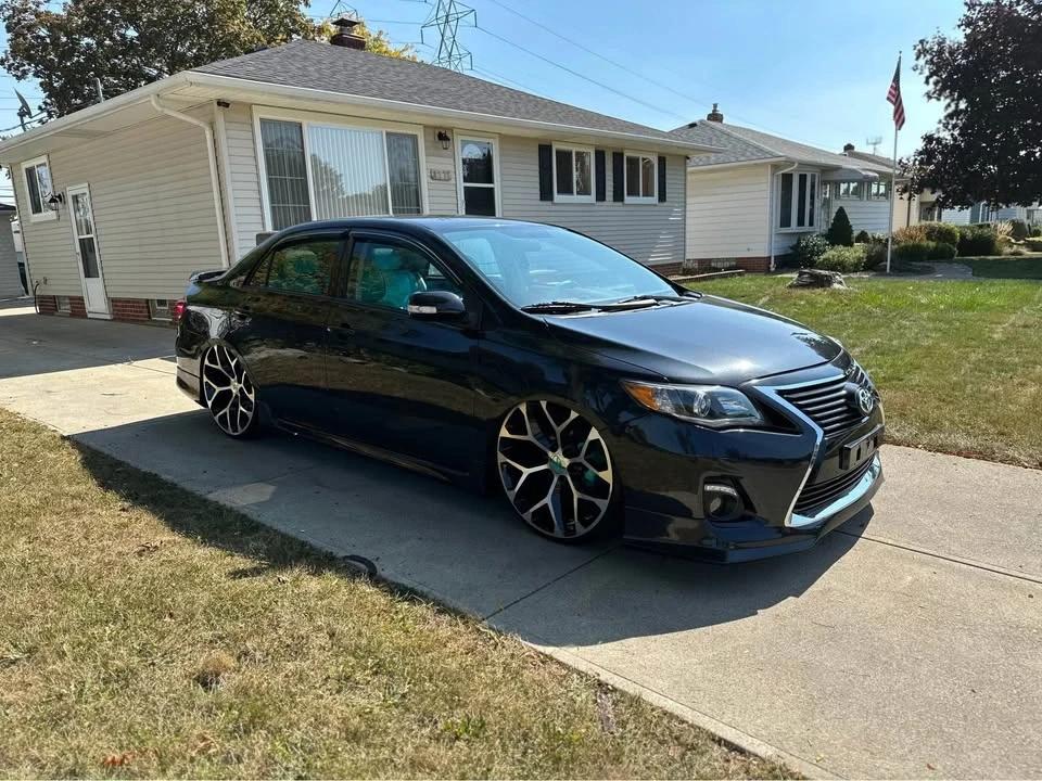 2011 Toyota Corolla 10th Gen - Image 5 of 9