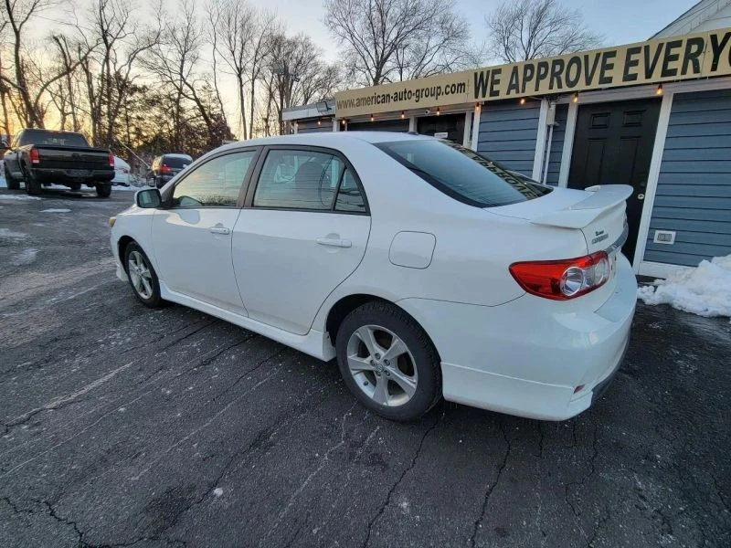 2011 Toyota Corolla 10th Gen - Image 6 of 12