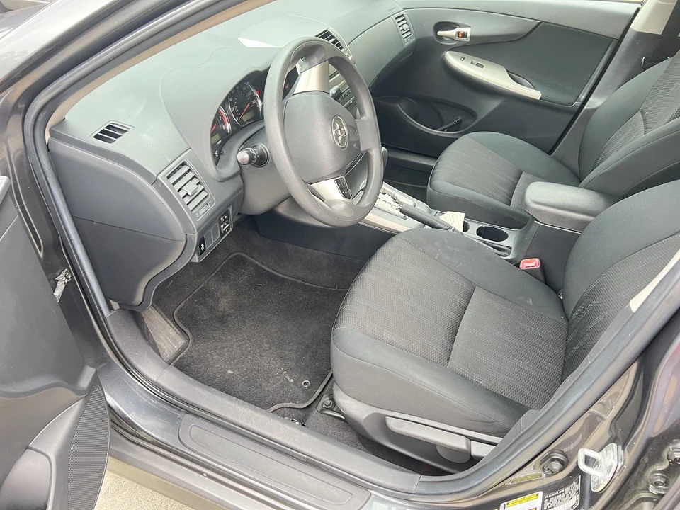 2011 Toyota Corolla 10th Gen - Image 12 of 16