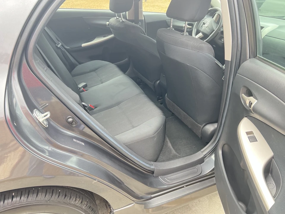 2011 Toyota Corolla 10th Gen - Image 11 of 16
