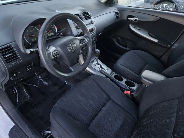 2011 Toyota Corolla 10th Gen - Image 6 of 12