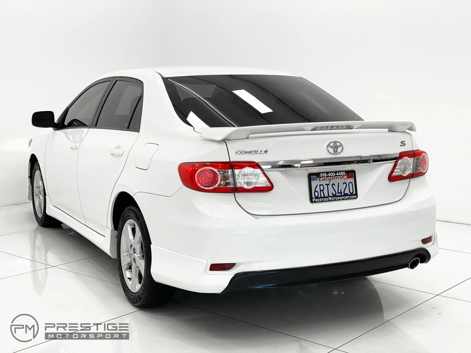 2011 Toyota Corolla 10th Gen - Image 12 of 21