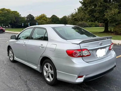 2011 Toyota Corolla 10th Gen - Image 4 of 13