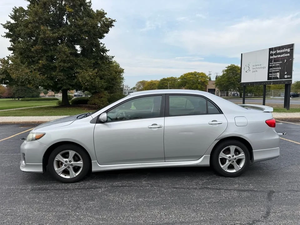 2011 Toyota Corolla 10th Gen - Image 3 of 13