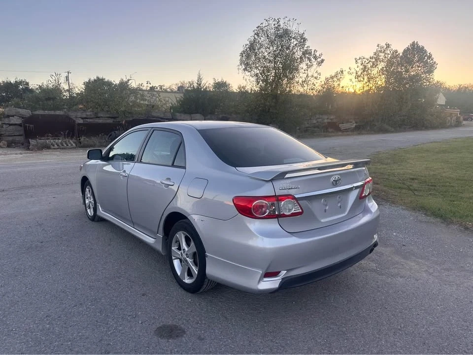 2011 Toyota Corolla 10th Gen - Image 7 of 17