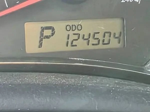 2011 Toyota Corolla 10th Gen - Image 9 of 21