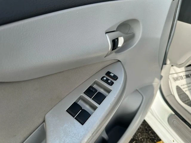 2011 Toyota Corolla 10th Gen - Image 10 of 20