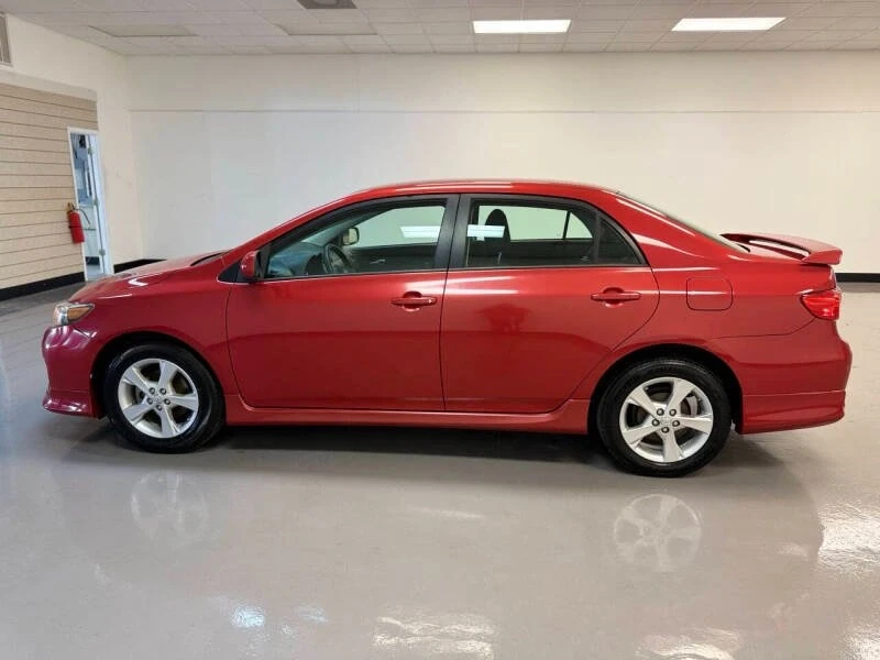 2011 Toyota Corolla 10th Gen - Image 2 of 16