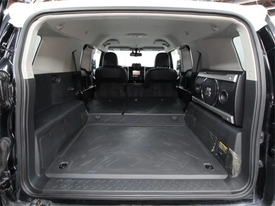 2011 Toyota FJ Cruiser - Image 27 of 31