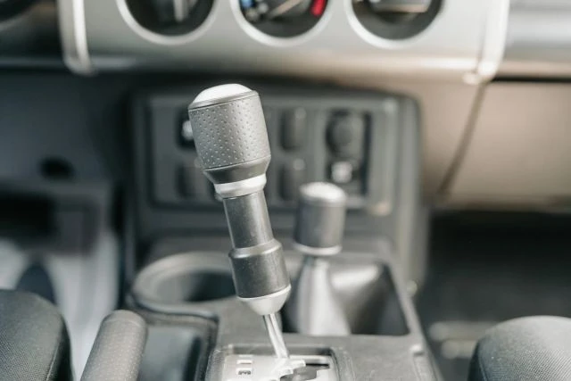2011 Toyota FJ Cruiser - Image 23 of 31