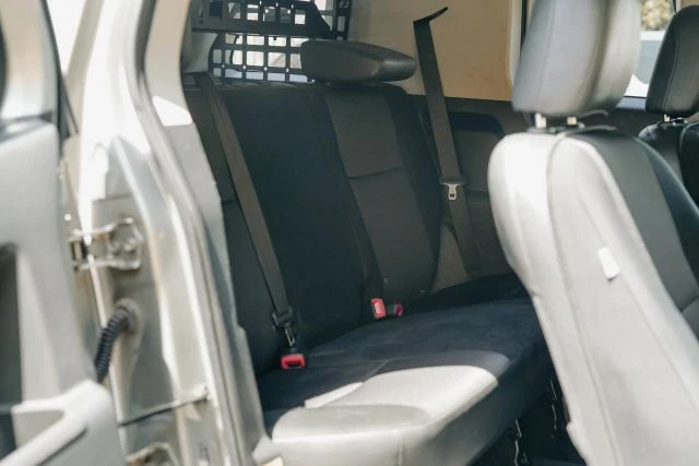2011 Toyota FJ Cruiser - Image 19 of 31