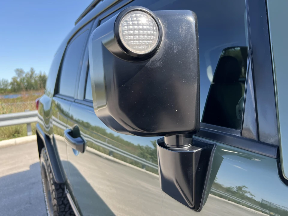 2011 Toyota FJ Cruiser - Image 29 of 31