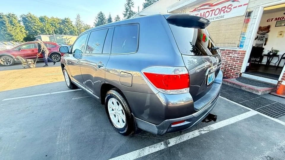 2011 Toyota Highlander - Image 4 of 20