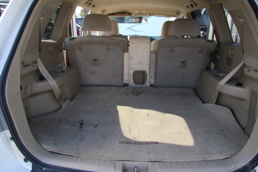2011 Toyota Highlander - Image 20 of 21
