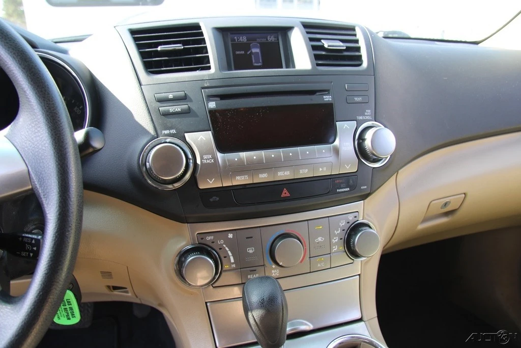 2011 Toyota Highlander - Image 15 of 21