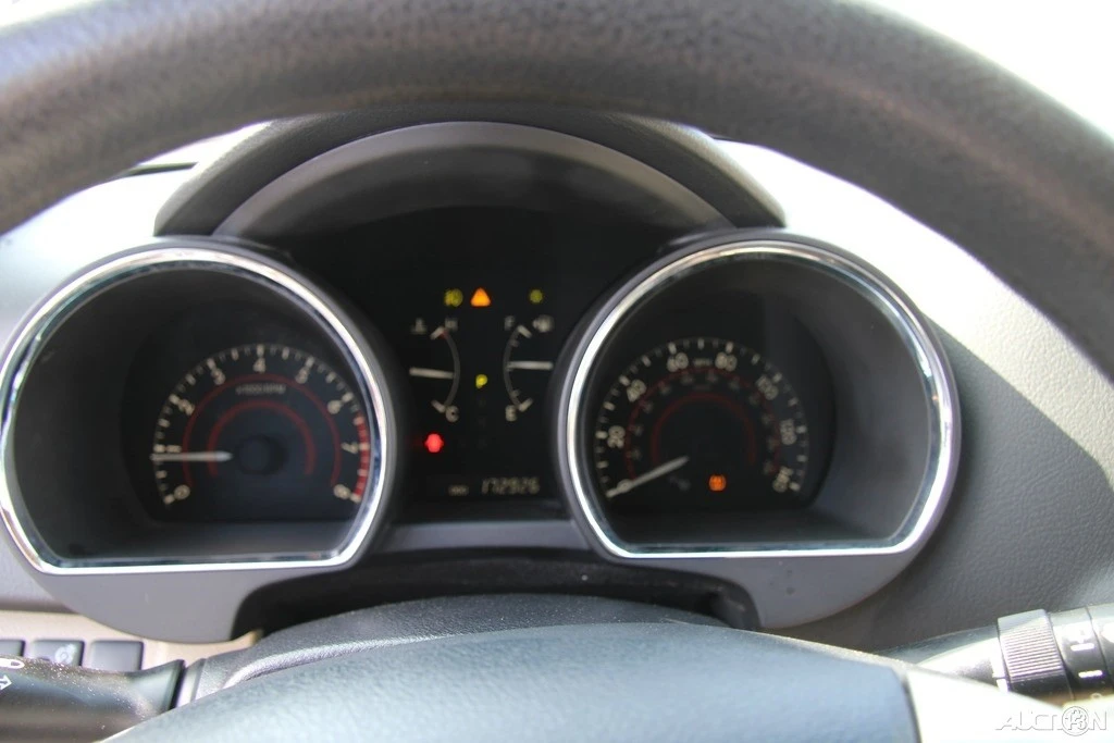 2011 Toyota Highlander - Image 13 of 21