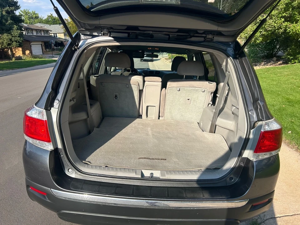 2011 Toyota Highlander - Image 5 of 18