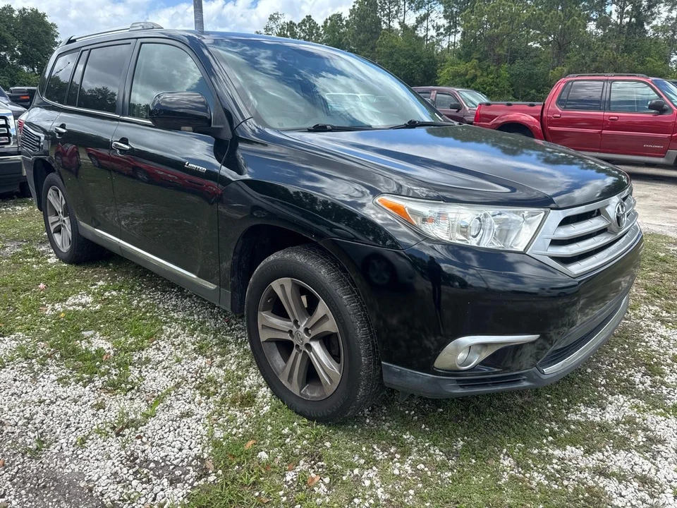 2011 Toyota Highlander - Image 3 of 9