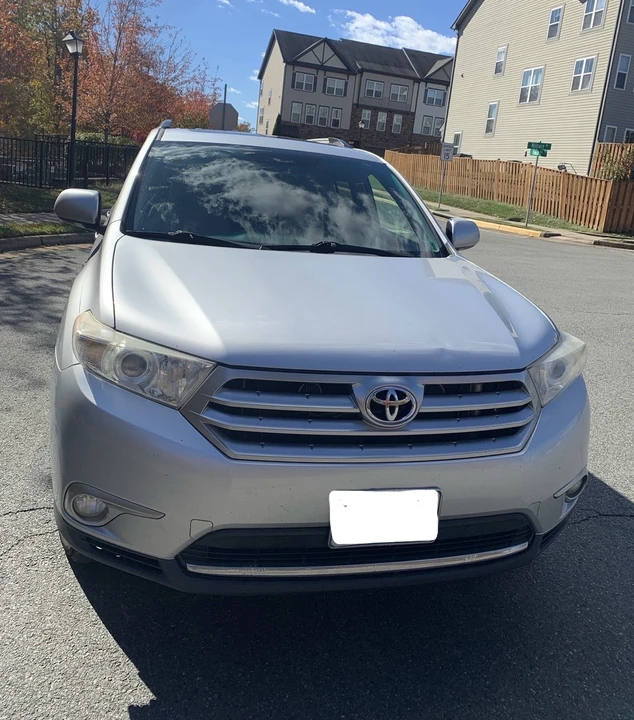2011 Toyota Highlander - Image 3 of 15