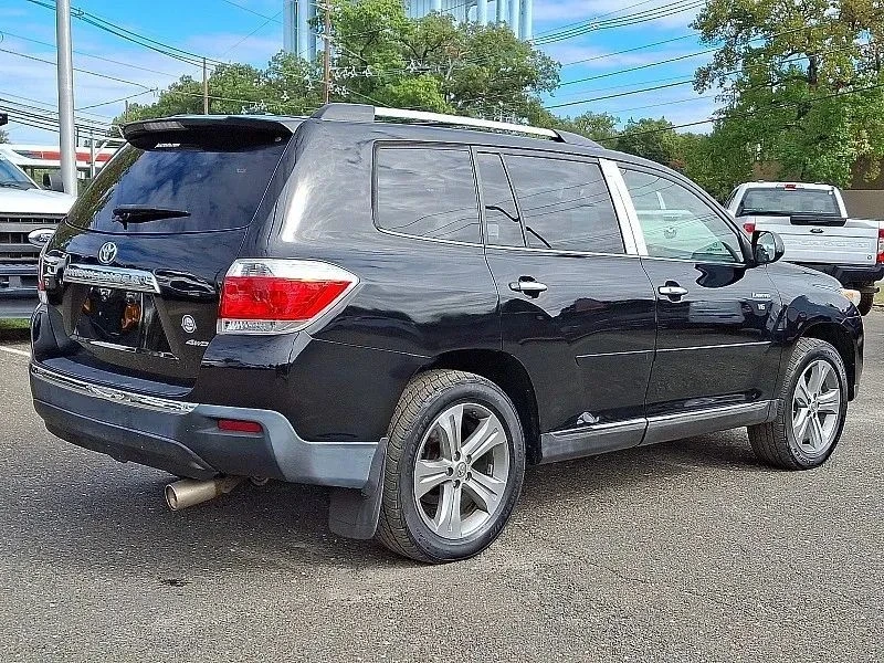 2011 Toyota Highlander - Image 7 of 12